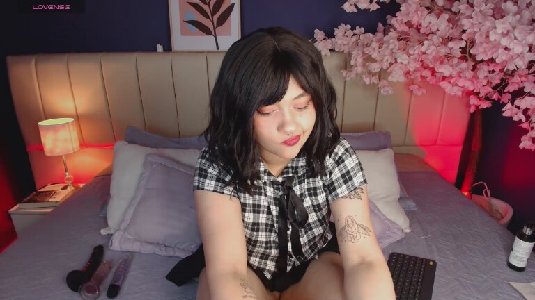 ZarahRosse's Streamate show and profile