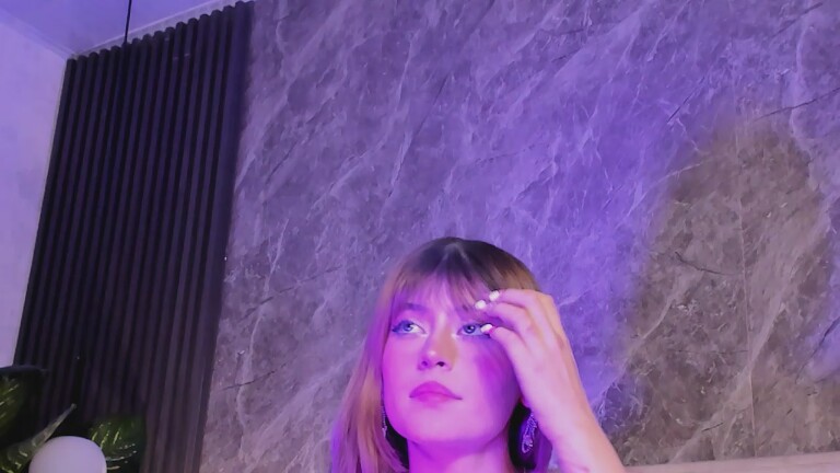 Alice_Valentine's Streamate show and profile