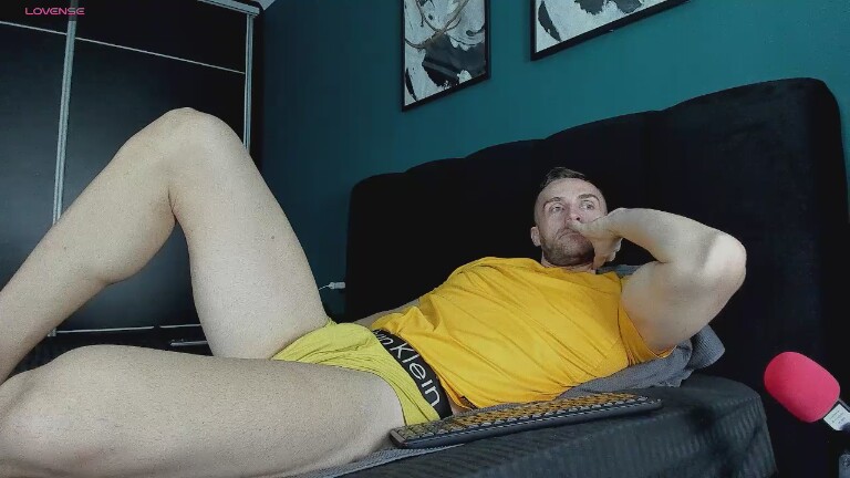 FloydC19's Streamate show and profile