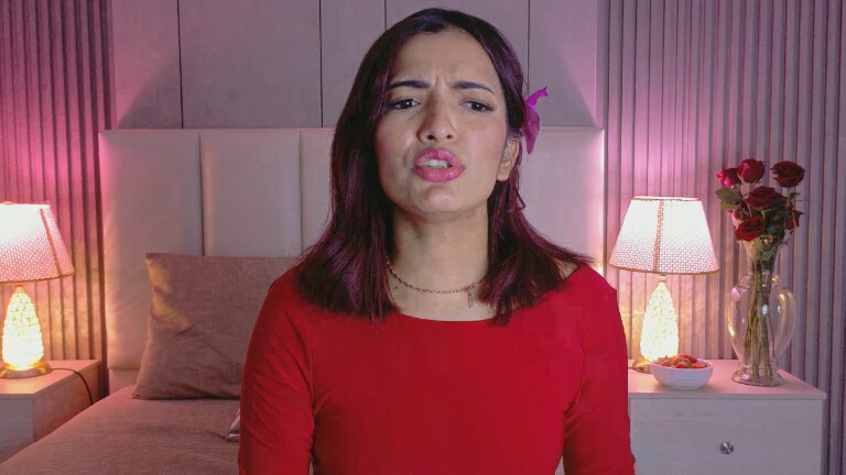 RafaellaCaruso's Streamate show and profile