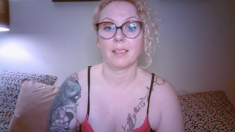 OrlaFox's Streamate show and profile