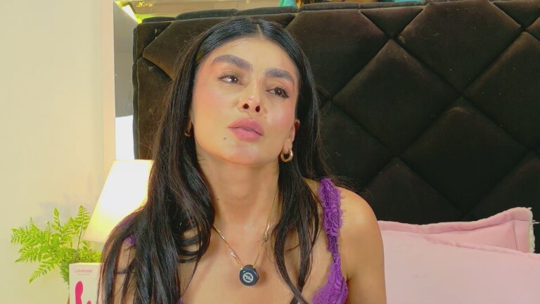 HollyBrensone's Streamate show and profile