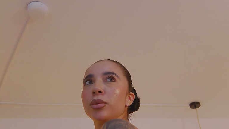 ElsaRush's Streamate show and profile