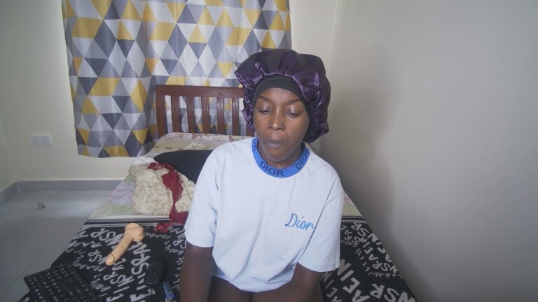 star_glow's Streamate show and profile