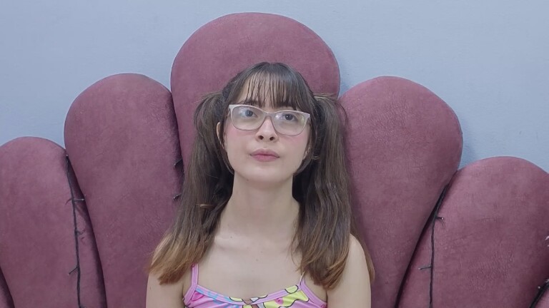 ISABELLAJHONS's Streamate show and profile