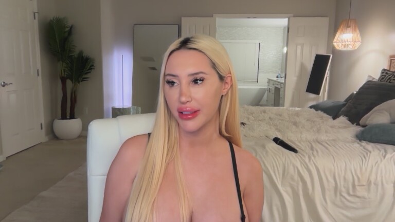 AmandaAndrews's Streamate show and profile