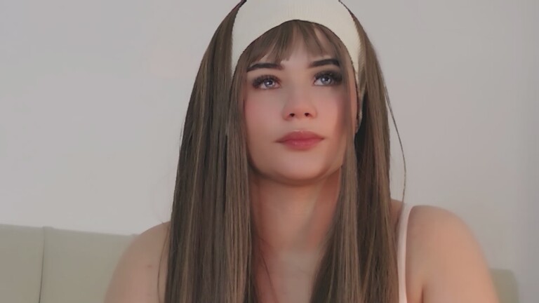 SwweetMoon's Streamate show and profile