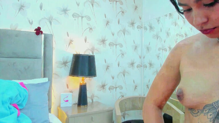 KoralBlumm's Streamate show and profile