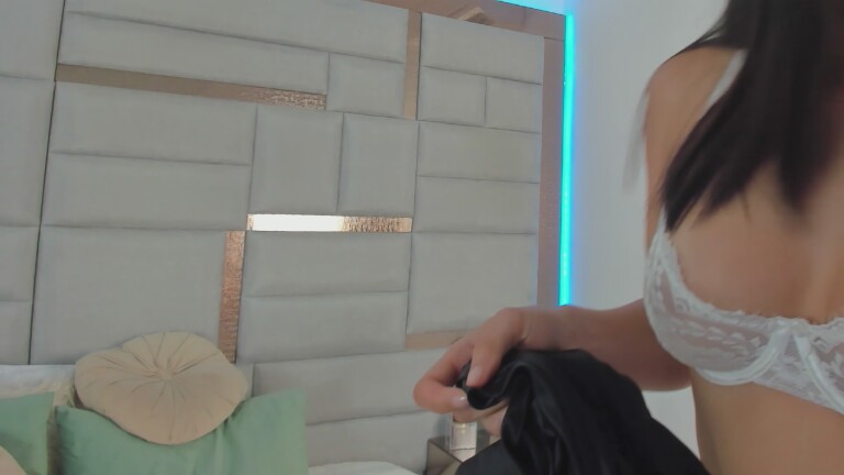 AlisonSantana's Streamate show and profile