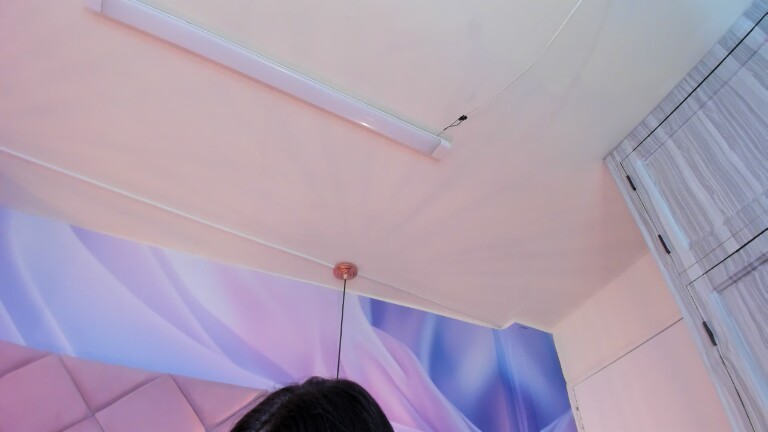 ViolletaRosse's Streamate show and profile